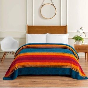 Pendleton Queen size Grand Canyon Sherpa Blanket